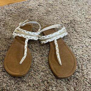 American Eagle sandals